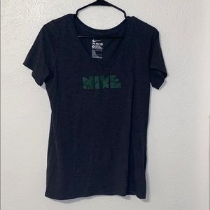 Nike T Shirt